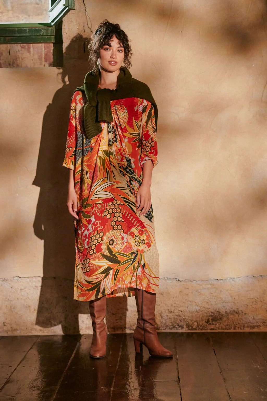 Fans Scarlet Midi Dress - Image 3